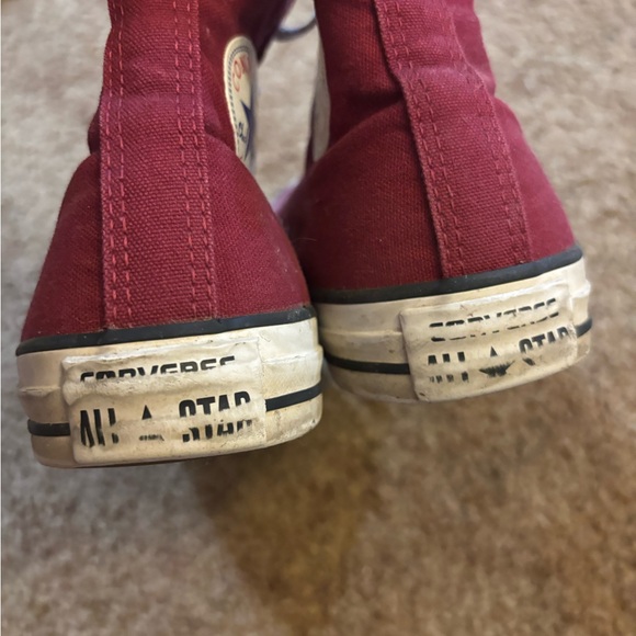 Maroon high top converse - Picture 3 of 4